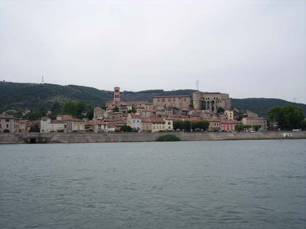 Le joli village de La Voulte