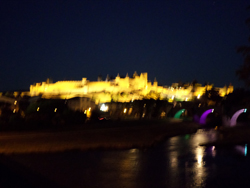 Vue de nuit de la cit mdivale de Carcassonne